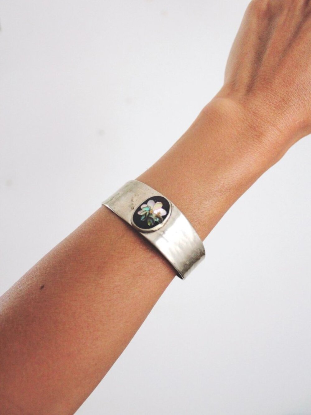 Vintage Mexican Alpaca Silver Cuff Bracelet Abalone Inlay Floral Mother of Pearl